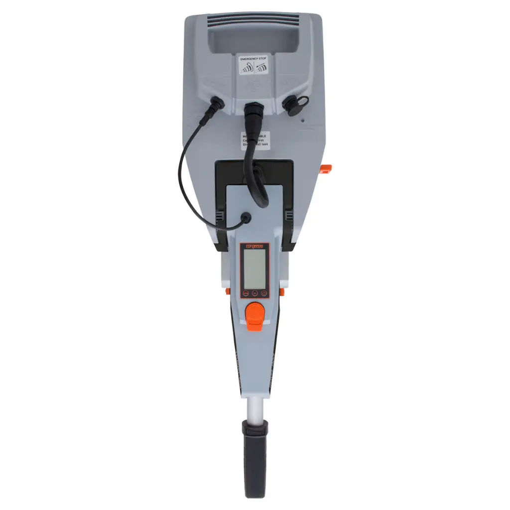 1156-00-torqeedo-travel-903-c-electric-outboard-motor-2000x2000 (4).webp